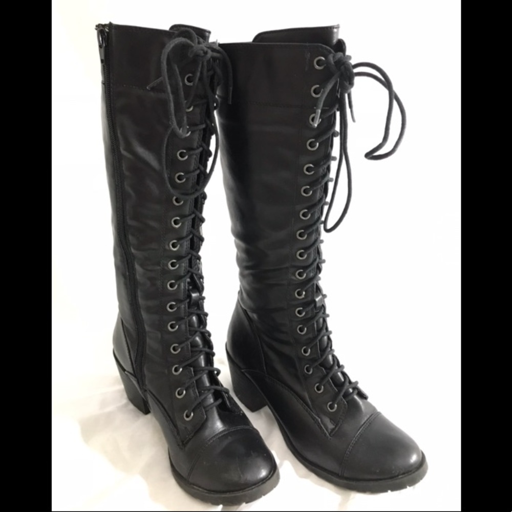 Heeled boots